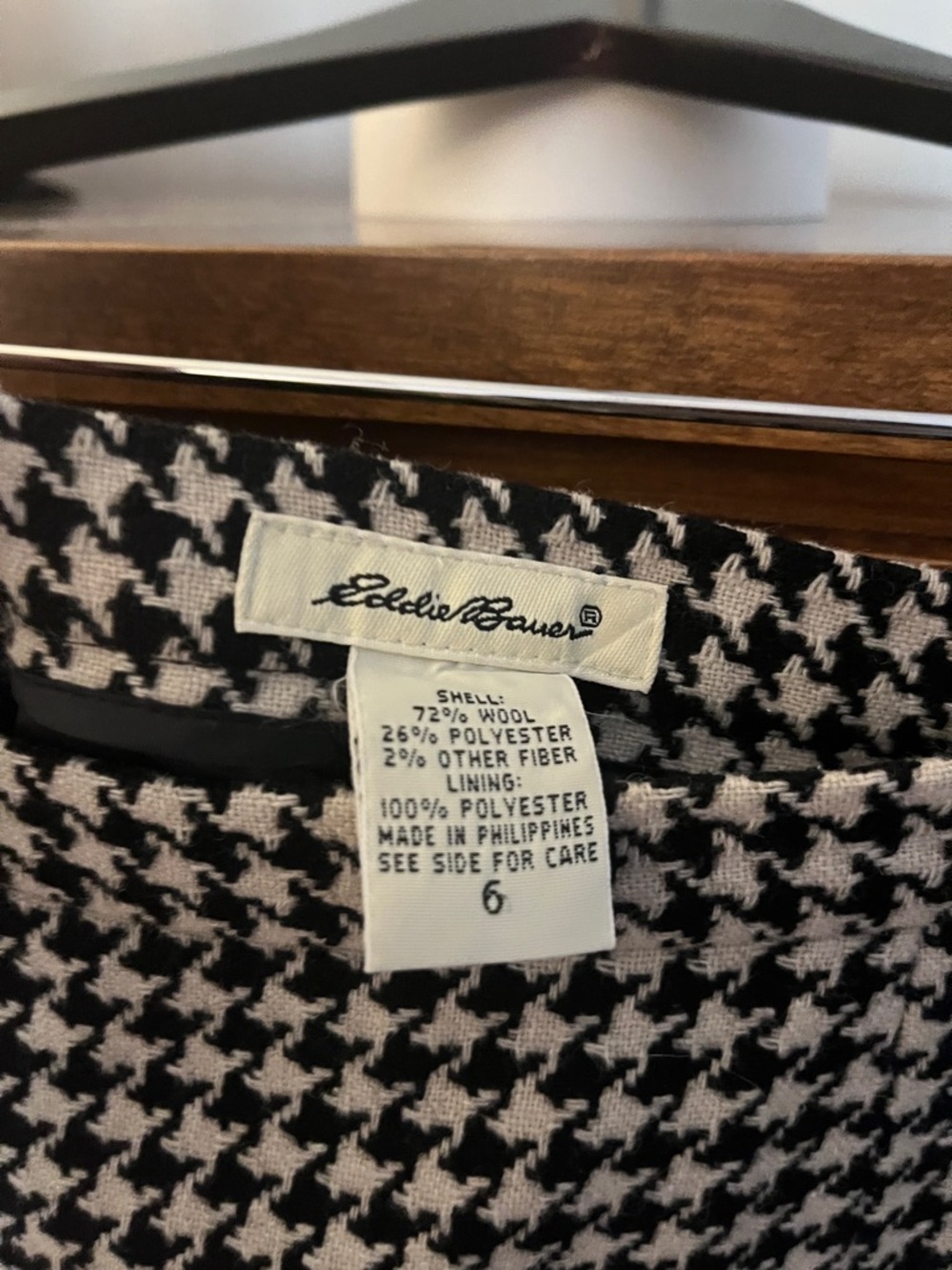 Women's Black & Cream Houndstooth A-Line Skirt - Picture 2 of 3